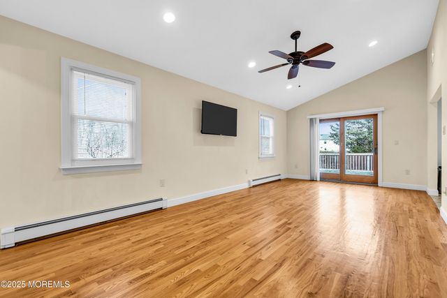 834 E Hickory Drive, Lanoka Harbor, NJ 08734