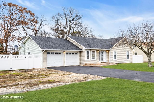 834 E Hickory Drive, Lanoka Harbor, NJ 08734