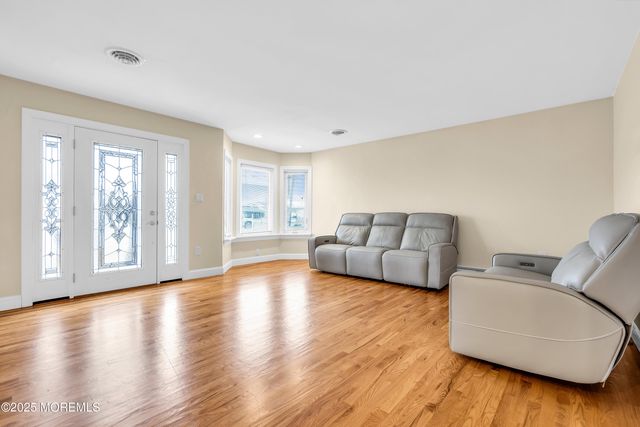 834 E Hickory Drive, Lanoka Harbor, NJ 08734