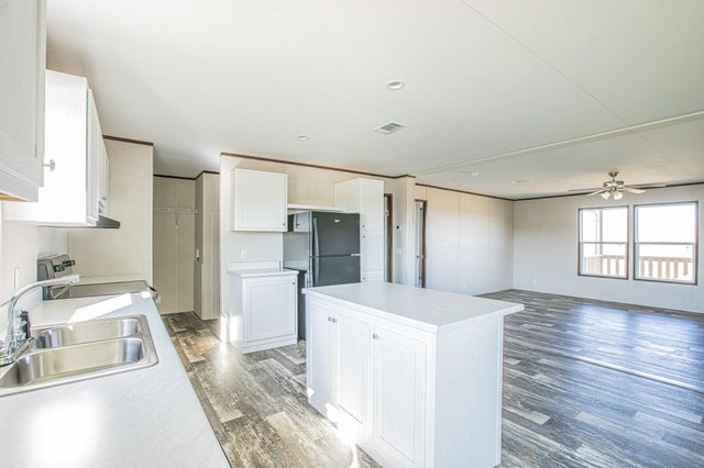 1057 Hopewell Road, Bellevue, TX 76228