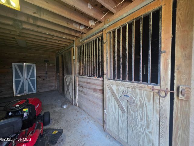 3305 Caratoke Highway, Currituck, NC 27929