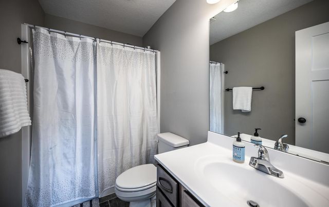 18603 Jonesboro Court, Lakeville, MN 55044