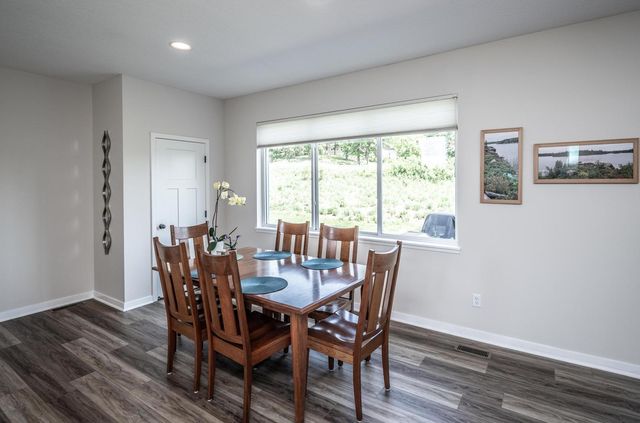 18603 Jonesboro Court, Lakeville, MN 55044