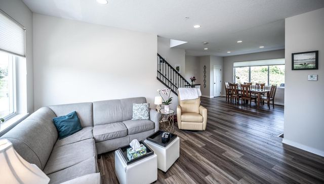 18603 Jonesboro Court, Lakeville, MN 55044