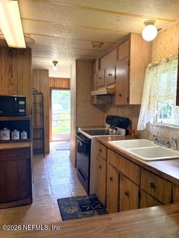 312 TARPON Boulevard, Palatka, FL 32177