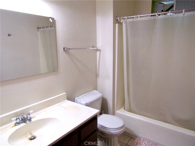 10687 Maple, Hesperia, CA 92345