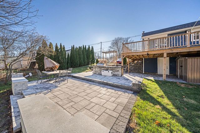 163 Pearl St, Stoughton, MA 02072