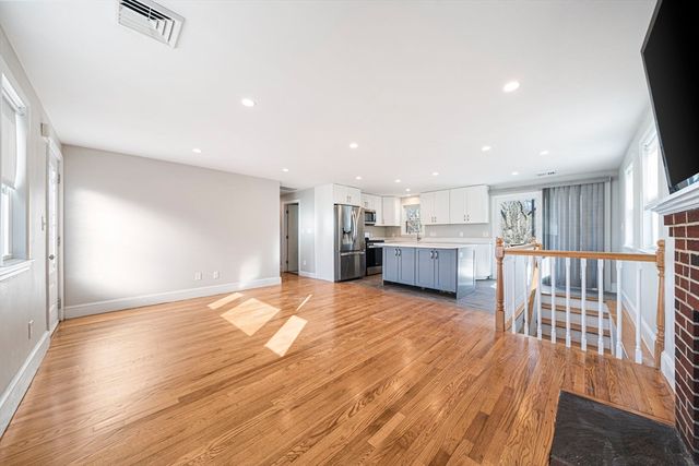 163 Pearl St, Stoughton, MA 02072