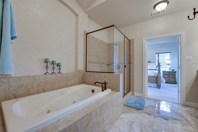 616 Grove Creek Road, Waxahachie, TX 75165