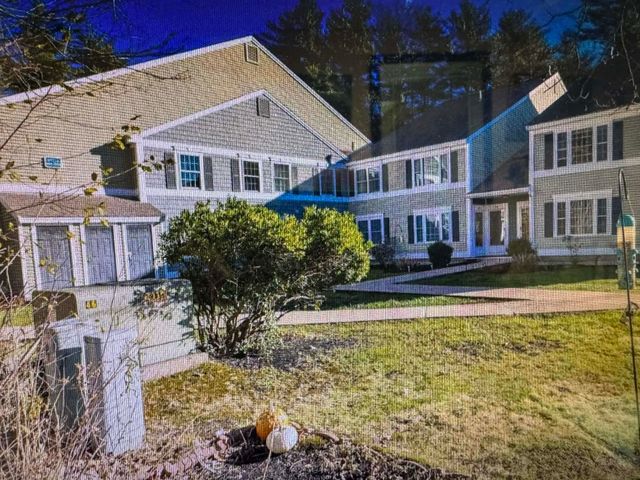414 Springbrook Circle, Portsmouth, NH 03801
