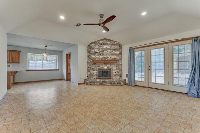 9749 E Shore Drive, Willis, TX 77318