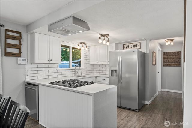 19101 58th Street E, Lake Tapps, WA 98391
