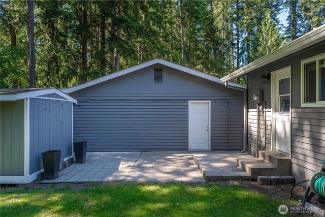 19101 58th Street E, Lake Tapps, WA 98391