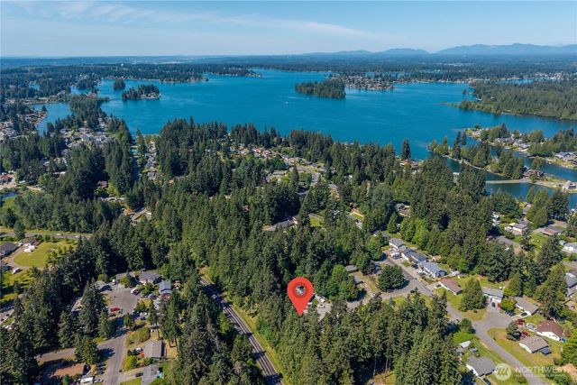 19101 58th Street E, Lake Tapps, WA 98391