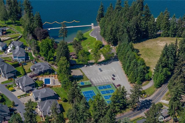 19101 58th Street E, Lake Tapps, WA 98391