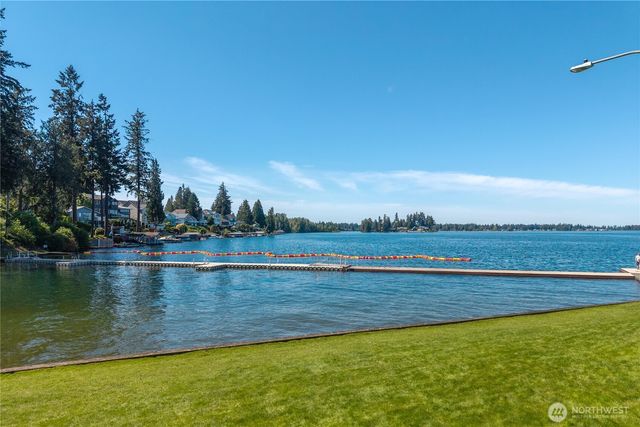 19101 58th Street E, Lake Tapps, WA 98391