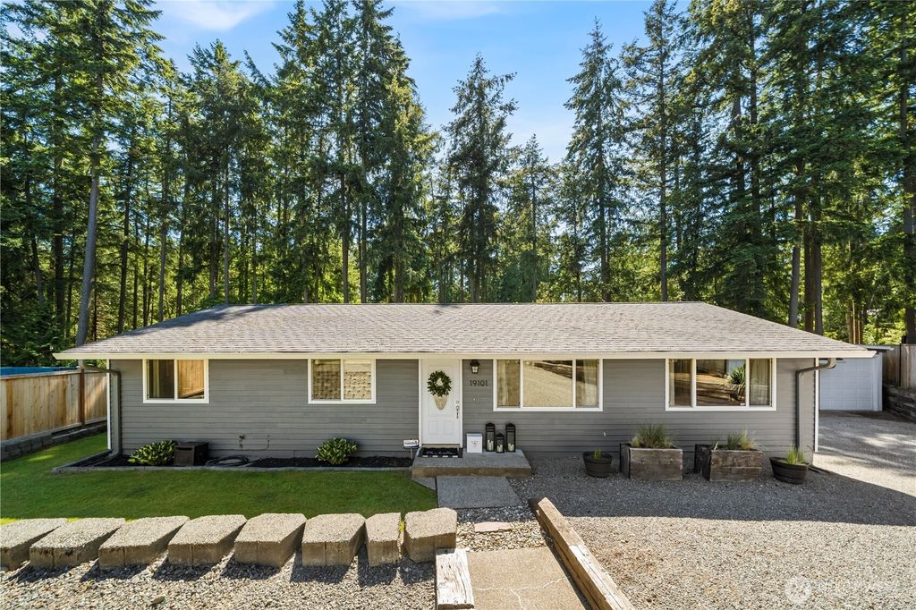 19101 58th Street E, Lake Tapps, WA 98391