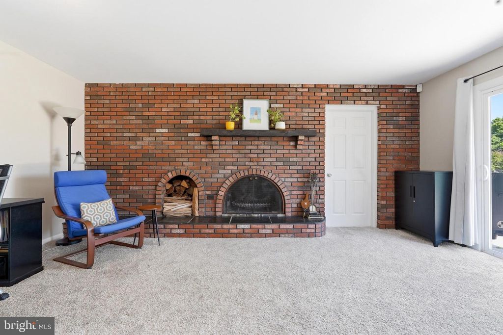 Image 24 of property listing at 3826 WINCHESTER LN, Bowie, MD 20715