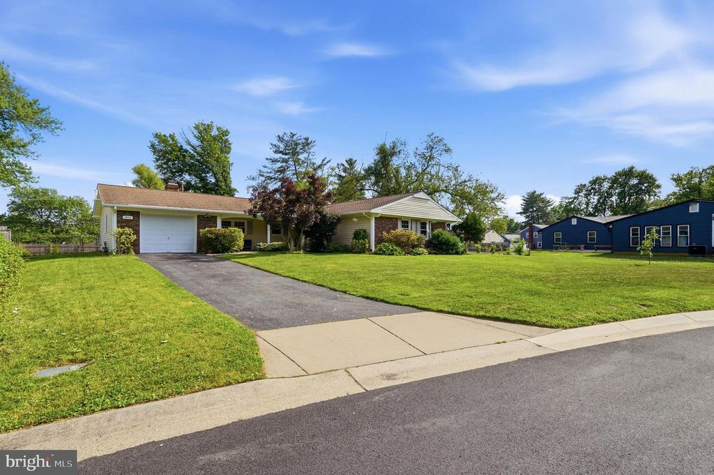 Image 4 of property listing at 3826 WINCHESTER LN, Bowie, MD 20715