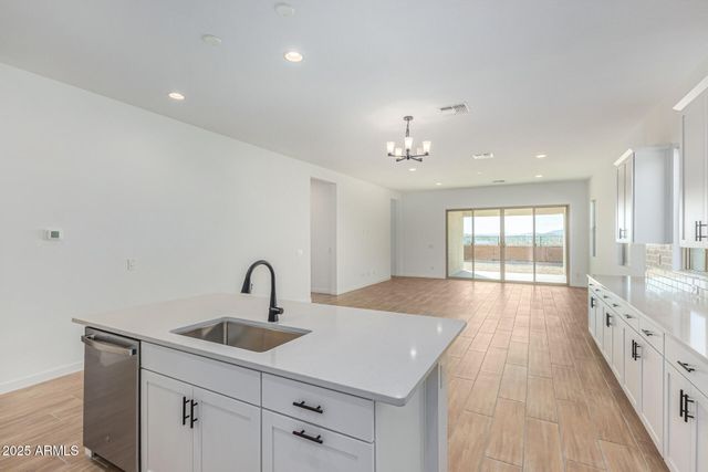 16961 W DESERT Lane, Goodyear, AZ 85338