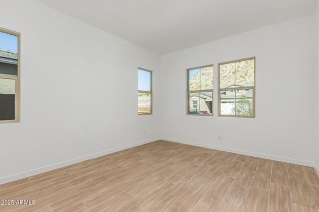 16961 W DESERT Lane, Goodyear, AZ 85338