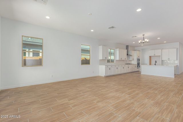 16961 W DESERT Lane, Goodyear, AZ 85338