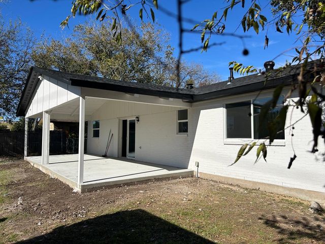 9029 Glenn Drive, White Settlement, TX 76108
