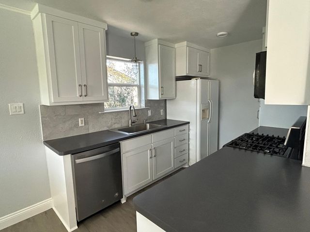 9029 Glenn Drive, White Settlement, TX 76108