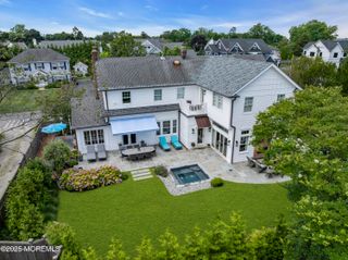 15 West Street, Monmouth Beach, NJ 07750