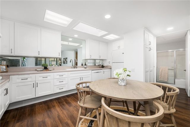 13790 Saint Andrews M-1 Drive 54J, Seal Beach, CA 90740