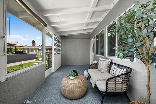 13790 Saint Andrews M-1 Drive 54J, Seal Beach, CA 90740