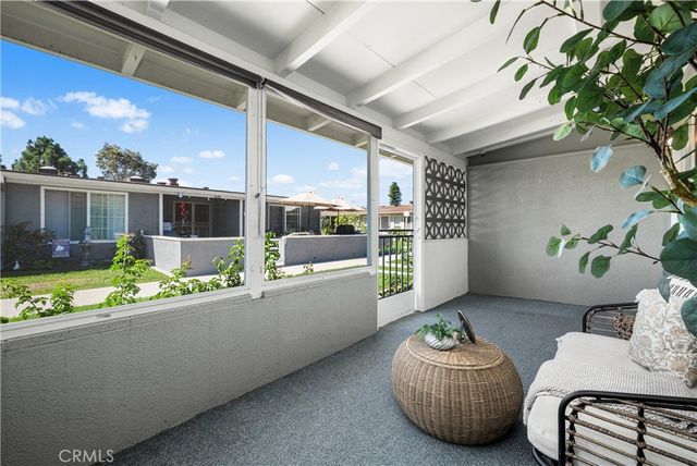 13790 Saint Andrews M-1 Drive 54J, Seal Beach, CA 90740