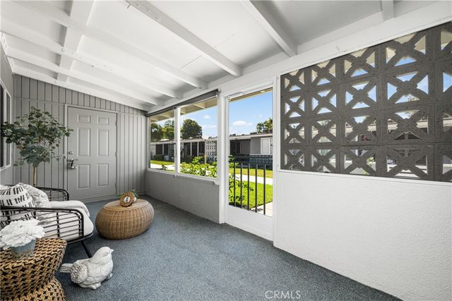13790 Saint Andrews M-1 Drive 54J, Seal Beach, CA 90740
