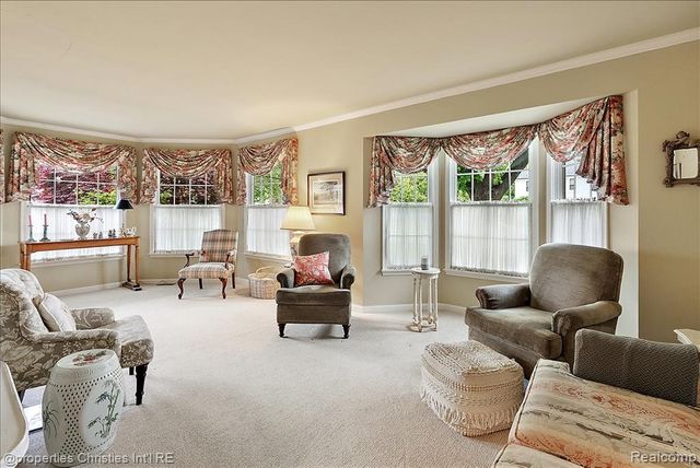 341 Westwood Drive, Bloomfield Hills, MI 48301