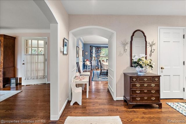 341 Westwood Drive, Bloomfield Hills, MI 48301