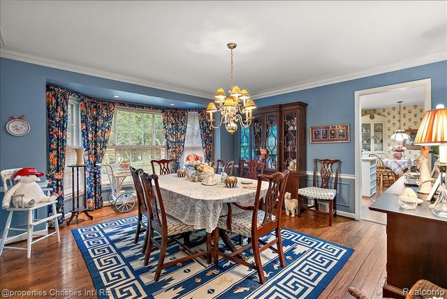 341 Westwood Drive, Bloomfield Hills, MI 48301