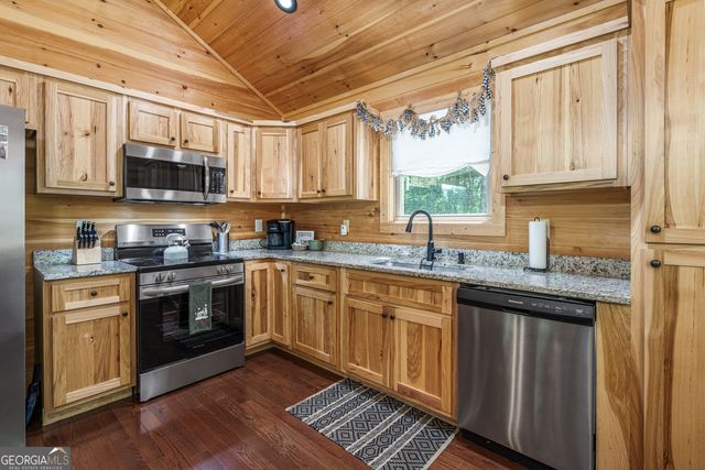 132 Lanes Way, Murphy, NC 28906