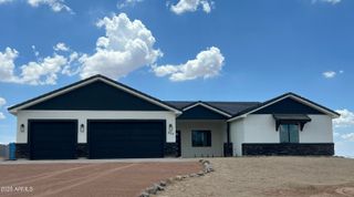 4237 E 4TH Avenue, Apache Junction, AZ 85119