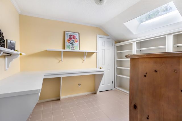 16 Kingwood Villas Court, Kingwood, TX 77339