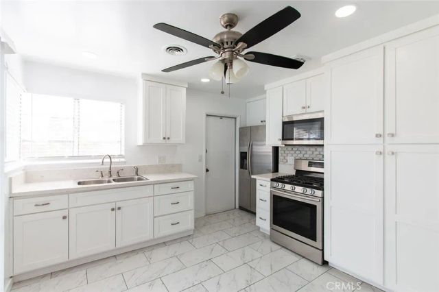 11261 Palmwood, Garden Grove, CA 92840
