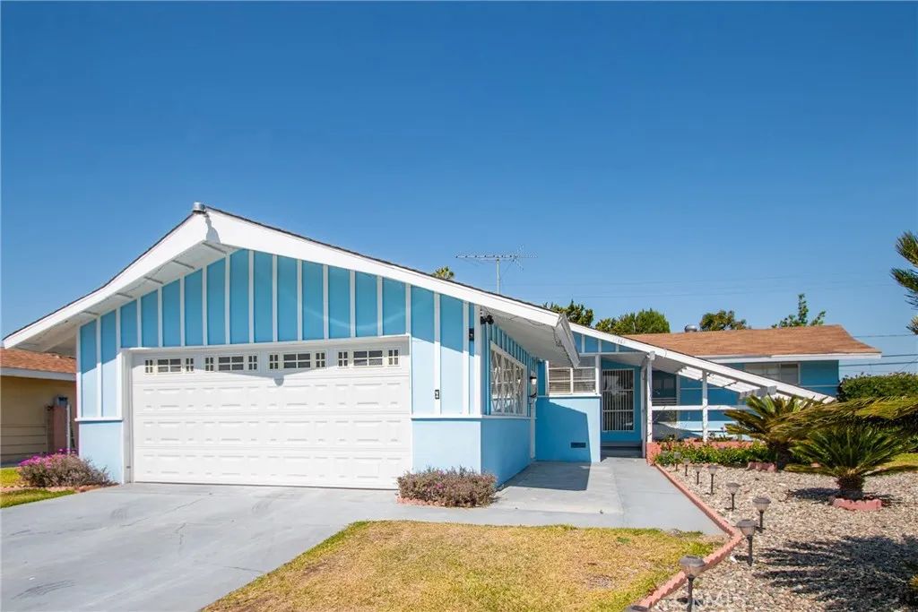 11261 Palmwood, Garden Grove, CA 92840