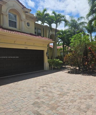 13382 Lakepointe Circle 0, Cooper City, FL 33330
