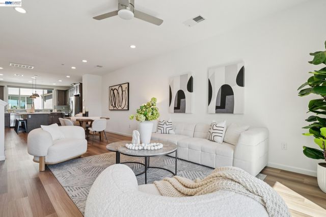 5606 Glass Rd, Dublin, CA 94568