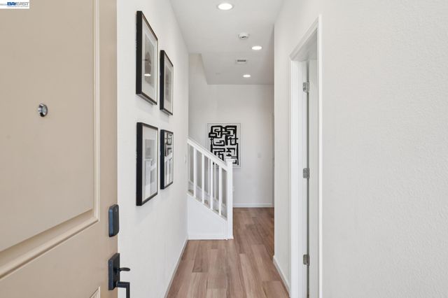 5606 Glass Rd, Dublin, CA 94568