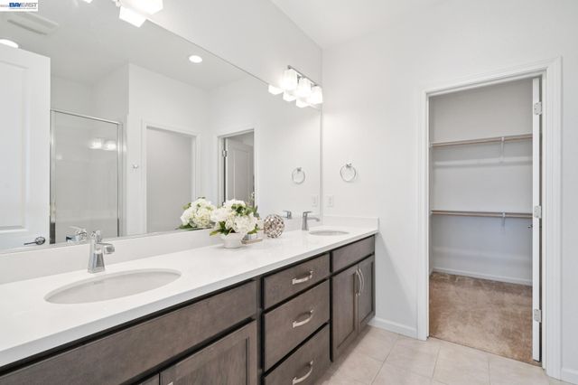 5606 Glass Rd, Dublin, CA 94568