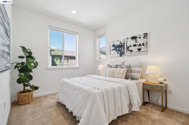 5606 Glass Rd, Dublin, CA 94568