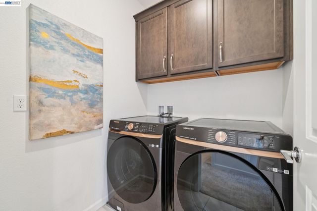 5606 Glass Rd, Dublin, CA 94568