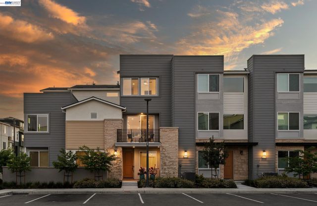 5606 Glass Rd, Dublin, CA 94568