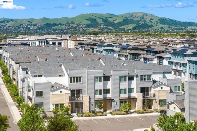 5606 Glass Rd, Dublin, CA 94568