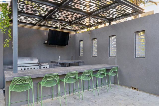 5606 Glass Rd, Dublin, CA 94568